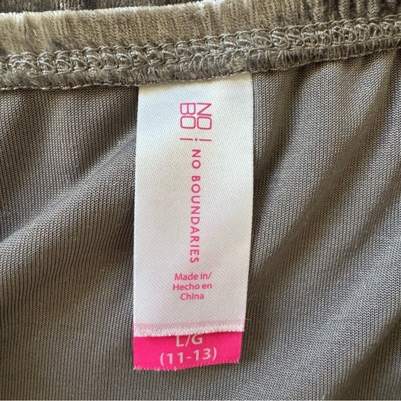 No Boundaries Gray Velvet Lace Trim Tank Top Size L 11-13 Y2K - Picture 7 of 8